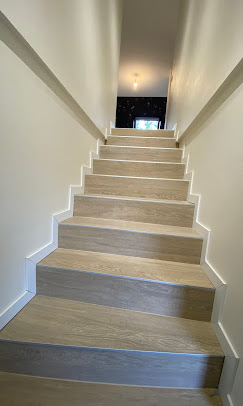 Escalier en parquet chêne